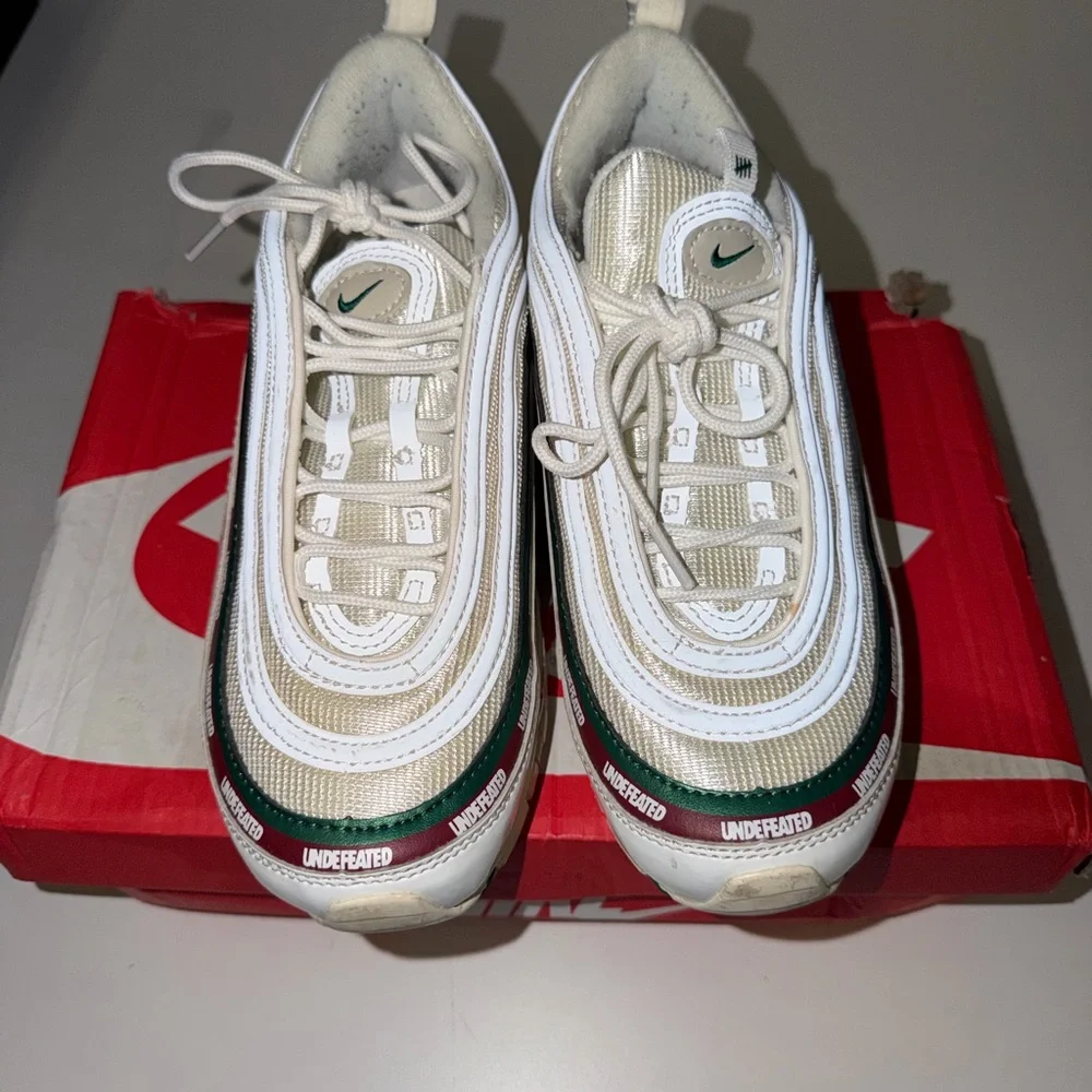Nike Air Max 97 Cream and Black Sneakers